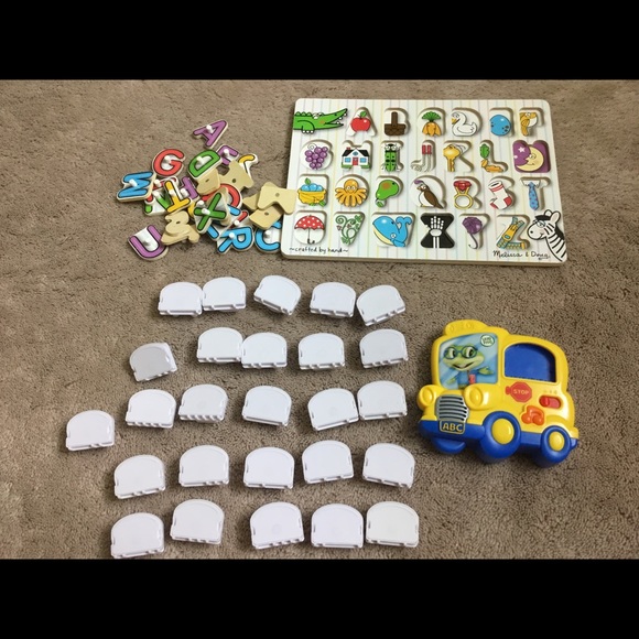 Melissa and Doug Peg Puzzle & Leapfrog Phonics Toy - Picture 12 of 12